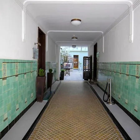 Apartament Grey Pearl Downtown Apartment *